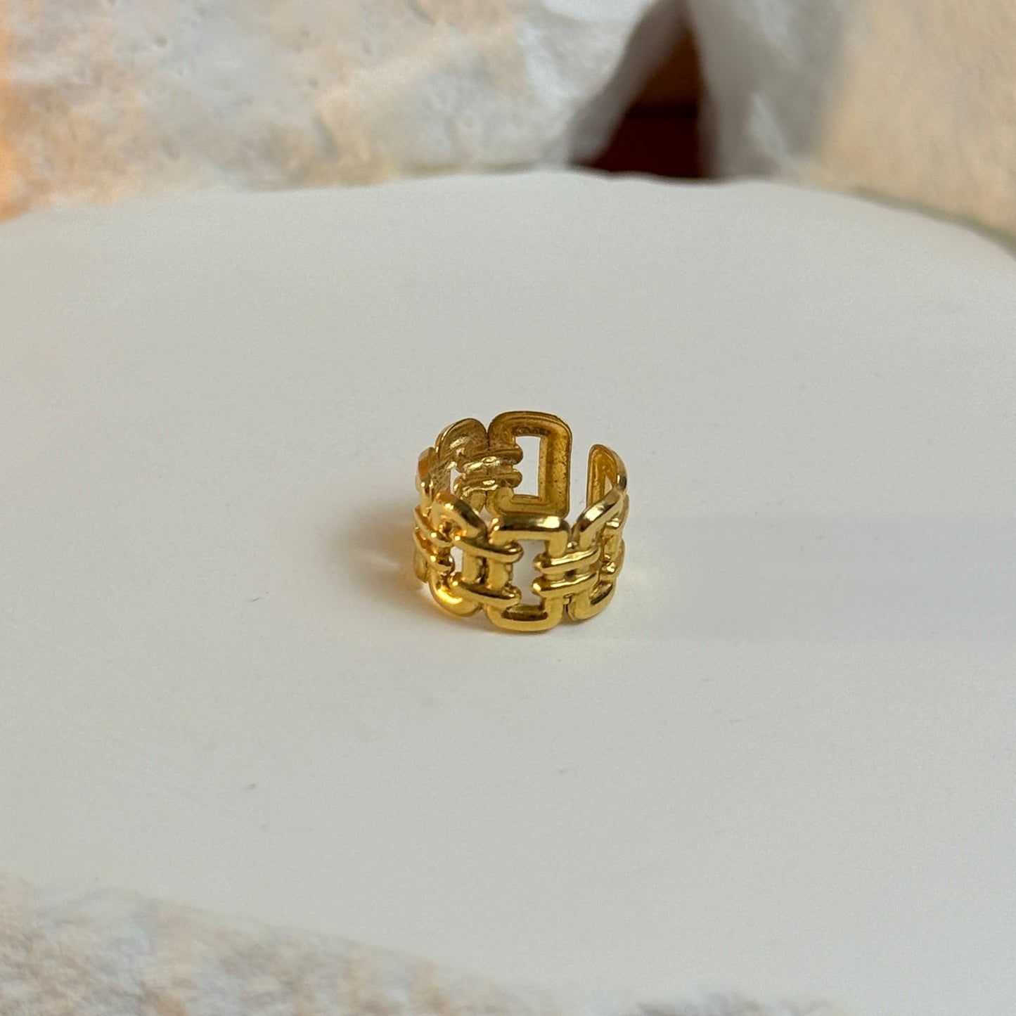 SOFI EAR CUFF