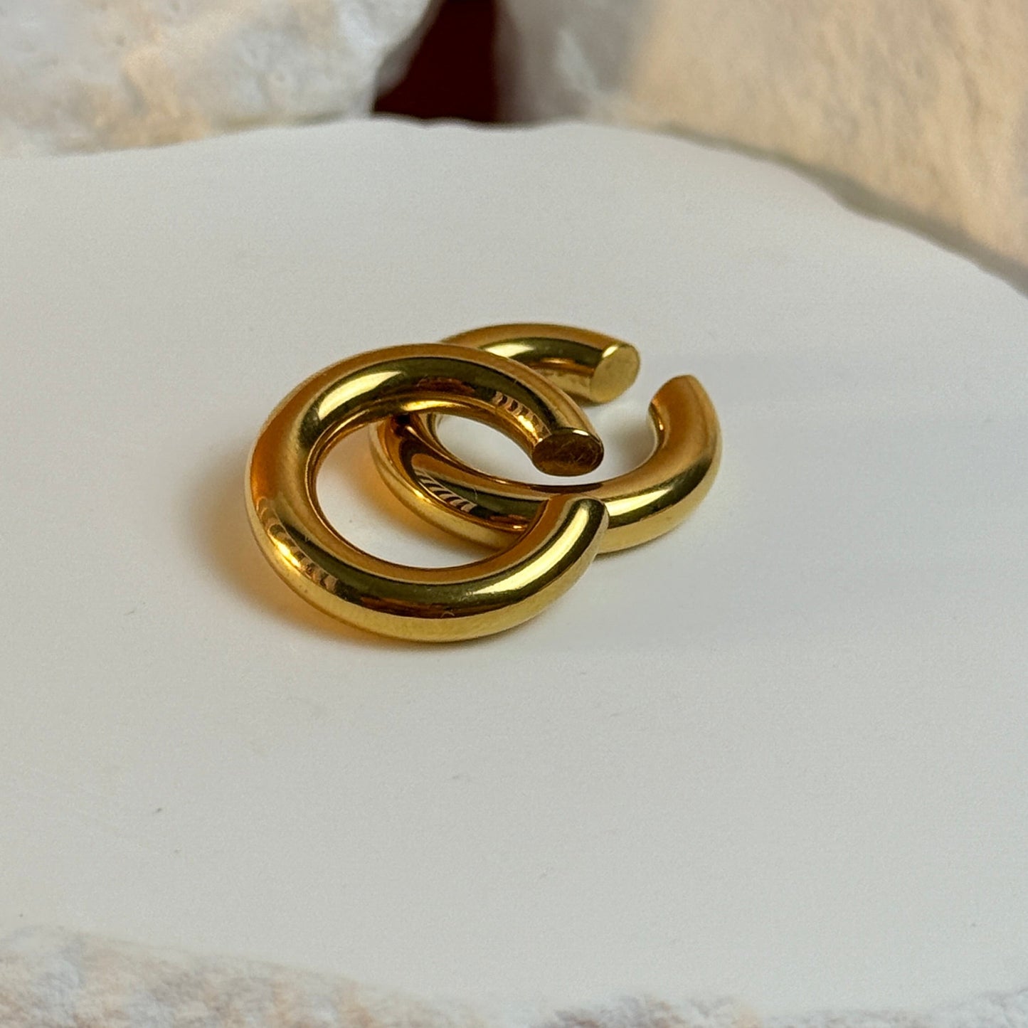 Deyna ear cuff