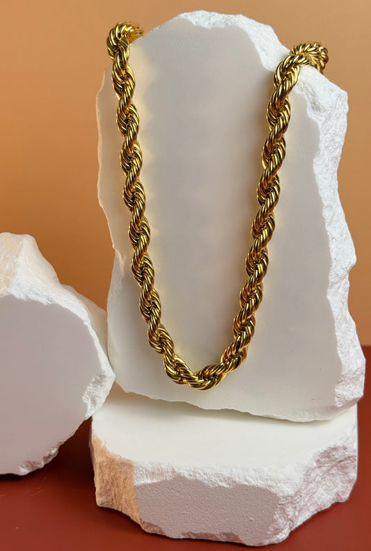 INSPIRING NECKLACES
